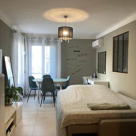 Nice West Cosy Flat Balcony, Near Airport, Train, Beach, Public Transport, Supermarket, Comfortable And Well Equipped Apartment ภายนอก รูปภาพ